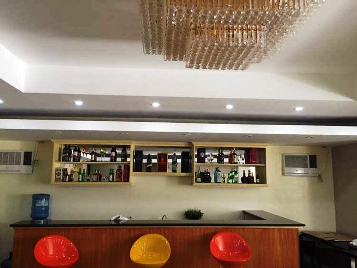 Rainbowland Hotel Olongapo Bagian luar foto