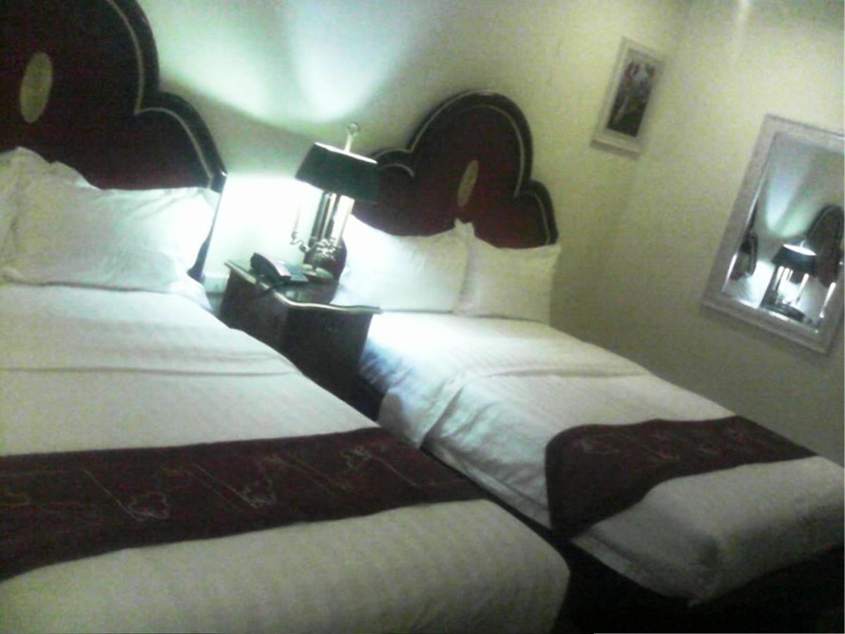 Rainbowland Hotel Olongapo Bagian luar foto