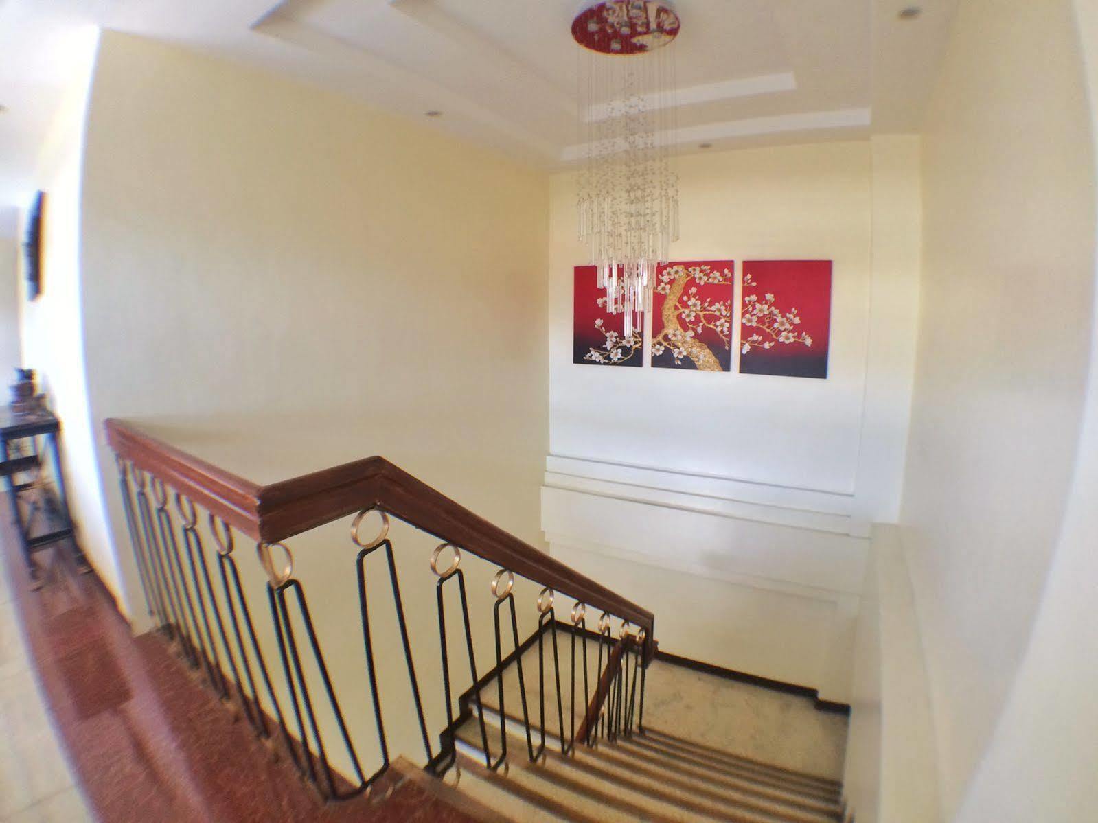 Rainbowland Hotel Olongapo Bagian luar foto